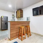 Studio Apartment In La Floresta Near The Subway