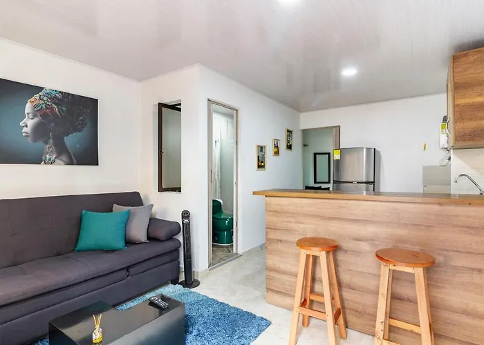 Studio Apartment In La Floresta Near The Subway